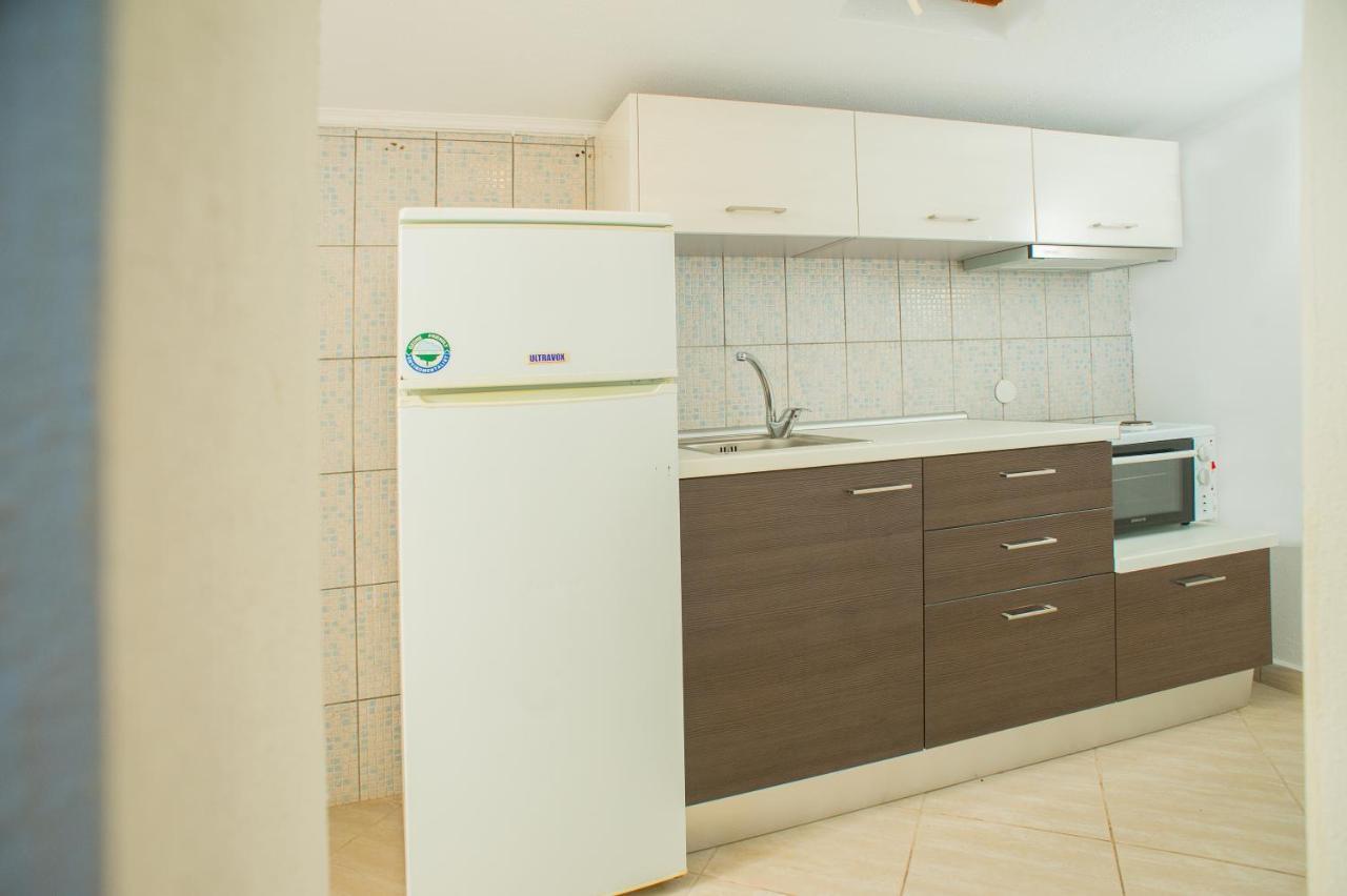 Monopetro Appartement Metamorfosi  Buitenkant foto