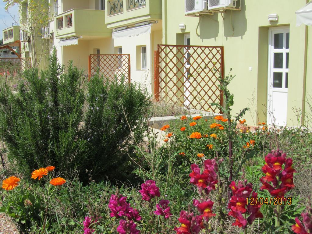 Monopetro Appartement Metamorfosi  Buitenkant foto